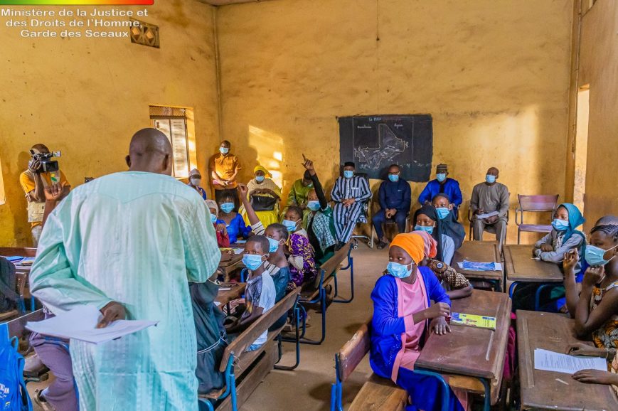 JOURNÉE DE SOUVERAINETÉ RETROUVÉE: La vulgarisation par l’école