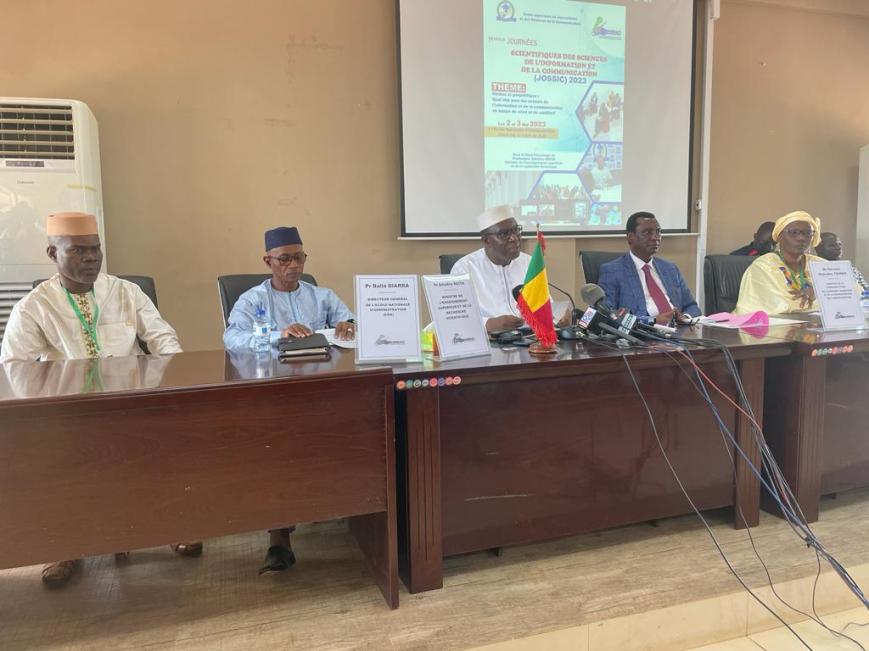 MÉDIAS ET GÉOPOLITIQUE:1èreJOURNÉE SCIENTIFIQUE DE L’ESJSC AXÉE SUR LES RÉALITÉS ACTUELLES