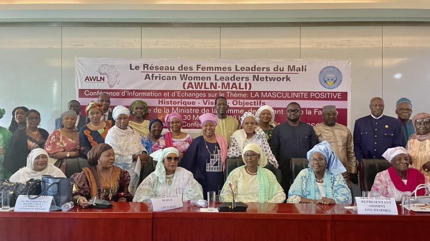 L’INFLUENCE DES FEMMES AU MALI POUR L’AUTONOMISATION: LE RÉSEAU DES FEMMES LEADERS AFRICAINS (AWLN) FAVORISE LA MASCULINITÉ POSITIVE!