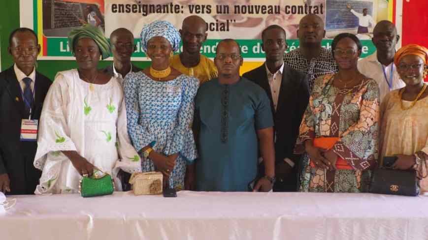 Célébration de l&rsquo;Enseignant: Promouvoir un Nouveau Contrat Social