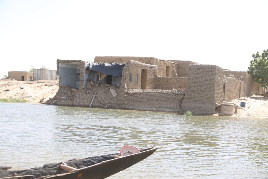 Assistance d’urgence à Tombouctou : Le Mali et ses partenaires mutualisent leurs efforts pour venir en aide aux populations durement éprouvées.