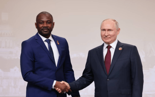 ASSIMI GOITA EN RUSSIE : Une visite de haut niveau