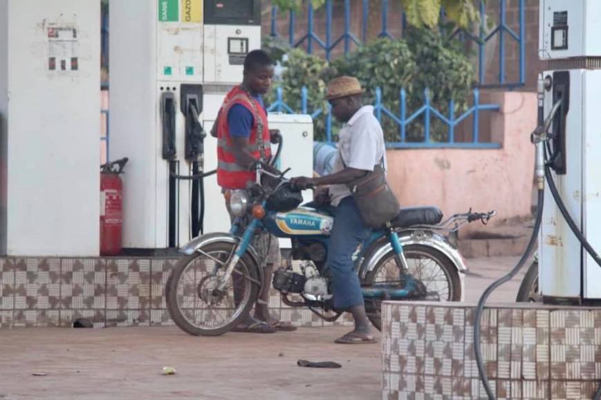 CRISE DE CARBURANT:Comportements controversés