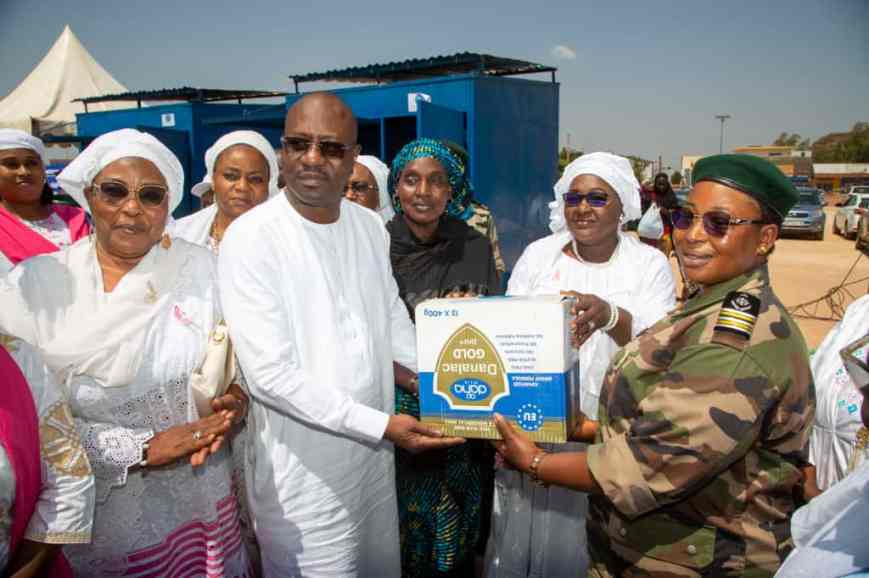 𝐌OIS DE LA SOLIDARITÉ ET DE LUTTE CONTRE L’EXCLUSION: 𝐋𝐞𝐬 𝐟𝐞𝐦𝐦𝐞𝐬 𝐝𝐞𝐬 𝐎𝐏𝐒 𝐞𝐧 𝐫𝐚𝐧𝐠 𝐬𝐞𝐫𝐫𝐞́ 𝐝𝐞𝐫𝐫𝐢𝐞̀𝐫𝐞 𝐥𝐞 𝐦𝐢𝐧𝐢𝐬𝐭𝐫𝐞 𝐀𝐬𝐬𝐚 𝐁𝐚𝐝𝐢𝐚𝐥𝐥𝐨 𝐓𝐨𝐮𝐫𝐞́ 𝐩𝐨𝐮𝐫 𝐮𝐧𝐞 𝐠𝐫𝐚𝐧𝐝𝐞 𝐚𝐜𝐭𝐢𝐨𝐧 𝐩𝐡𝐢𝐥𝐚𝐧𝐭𝐡𝐫𝐨𝐩𝐢𝐪𝐮𝐞.