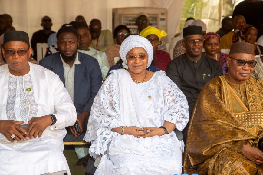 𝐏RESENETATION DE VOEUX : L𝐞 𝐦𝐢𝐧𝐢𝐬𝐭𝐫𝐞 𝐀𝐬𝐬𝐚 𝐁𝐚𝐝𝐢𝐚𝐥𝐥𝐨 𝐓ouré 𝐞𝐭 𝐬𝐨𝐧 𝐩𝐞𝐫𝐬𝐨𝐧𝐧𝐞𝐥 𝐨𝐮𝐯𝐫𝐞𝐧𝐭 𝟐𝟎𝟐𝟔 𝐬𝐨𝐮𝐬 𝐥𝐞 𝐬𝐜𝐞𝐚𝐮 𝐝𝐞 𝐥𝐚 𝐫𝐞𝐜𝐨𝐧𝐧𝐚𝐢𝐬𝐬𝐚𝐧𝐜𝐞 𝐞𝐭 𝐝𝐞 𝐥’𝐞𝐧𝐠𝐚𝐠𝐞𝐦𝐞𝐧𝐭 𝐜𝐨𝐥𝐥𝐞𝐜𝐭𝐢𝐟